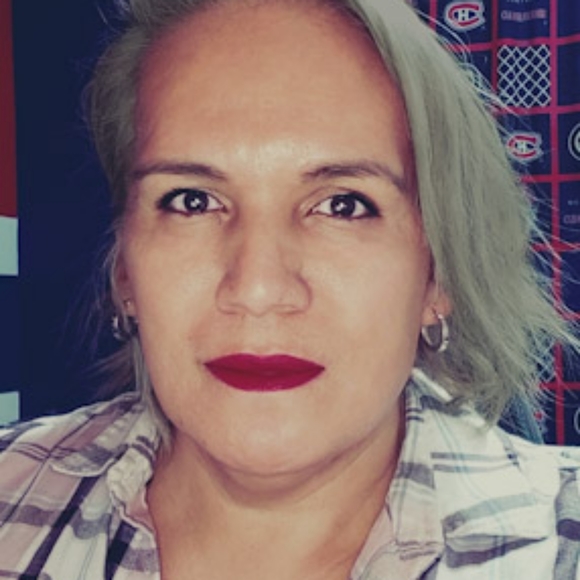 Meet your Posher, Romi - Picture 2 of 4